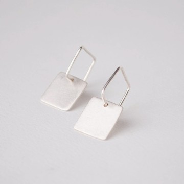 I-Shan13 方形平面耳勾