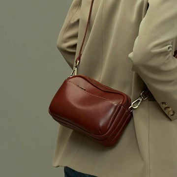 2025個性新款女包女寬肩帶時尚簡約通勤睿營休閑單肩斜挎包小方包