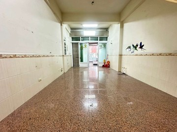 鳳山建國路輕屋齡透天店面｜高雄市鳳山區建國路一段