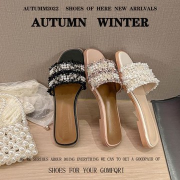 小香風高級感拖鞋女夏外穿2025年新款夏季平底涼拖百搭珍珠一字拖