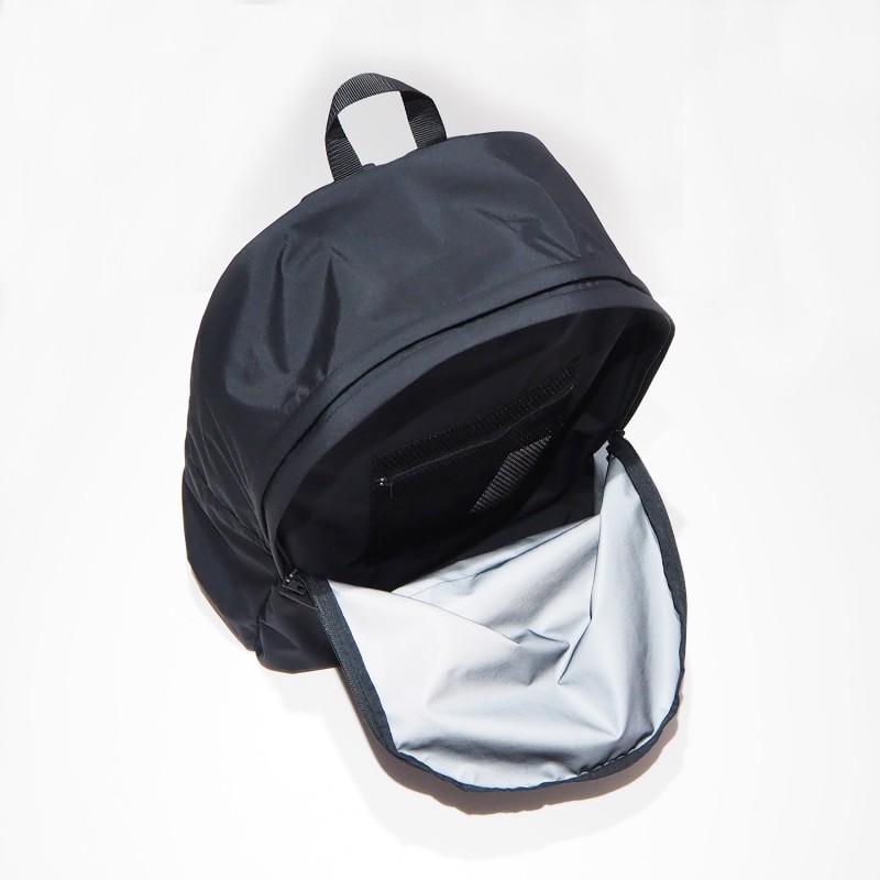 ERA. イーラ B.T DAYPACK SEL ブリザテックデイパック セパレート Lサイズ ブラック | LINEブランドカタログ