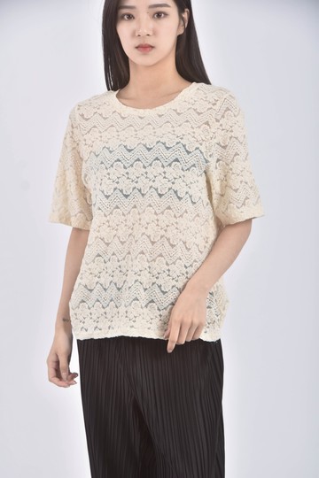 (S) 質感蕾絲透膚杏色短袖上衣