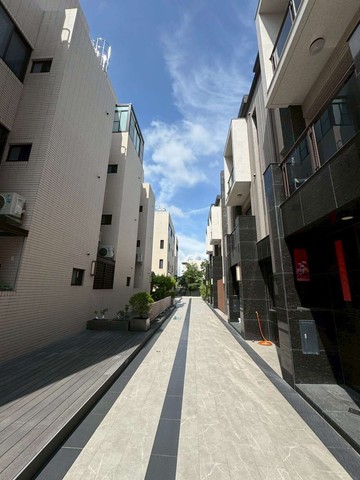 千山萬水.大砌豐華之美/6米5大面寬豪華電梯別墅｜彰化縣彰化市互助一街