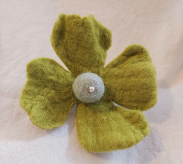 羊毛小秋香綠。別針