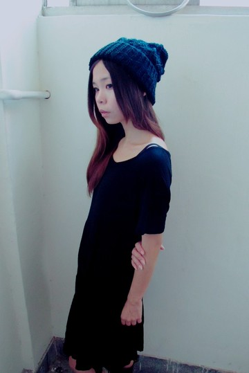 Lan 毛線毛帽子(挑洞織紋黑)