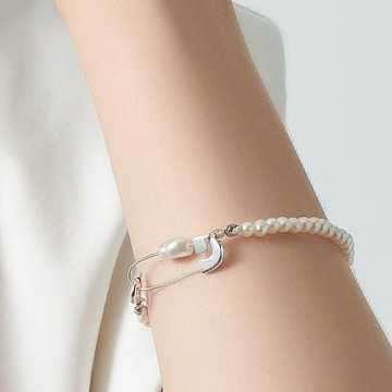 LESIS｜Little Pearl Pin Bracelet 經典別針造型小珍珠手鏈