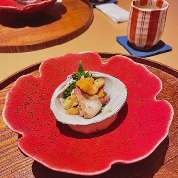 創意料理餐具釉下彩陶瓷菜盤日式花瓣形圓形刺身盤日料復古沙拉碗