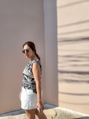 Thai elephant 泰國象紋上衣