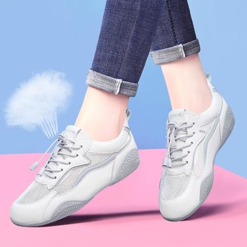 網面透氣真皮跑步鞋春夏季新款旅游鞋軟底健步鞋百搭球鞋舒適時尚