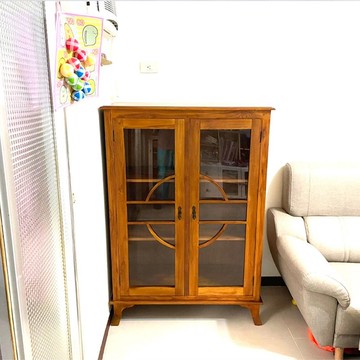 【吉迪市100%全柚木家具】KLK-19B 柚木簡約造型玻璃雙開門展式