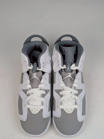 微瑕疵-左右腳鞋面色差中底鞋底泛黃 384665-100 5Y Air Jordan 6 “ Cool Grey ” GS 酷灰 女款