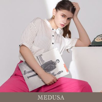 現貨【MEDUSA 曼度莎】細條紋排釦大口袋寬版短袖襯衫（M-XL）｜條紋襯衫 寬版上衣 休閒穿搭