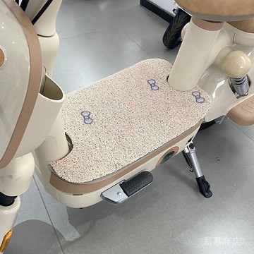 ✨可開發票#新電動車腳墊踏闆摩托車通用腳踏墊可愛防水防滑耐臟腳踩墊可裁剪#免運