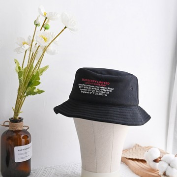 BURBERRY 8050066 簡約燙印LOGO加厚棉質漁夫帽/遮陽帽.黑