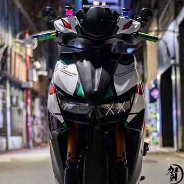 【叫小賀】原創 XX車貼 XX貼紙 KWAX風 百搭造型 大燈貼紙 獨眼龍 叉叉貼紙 可自行造型 車身貼紙