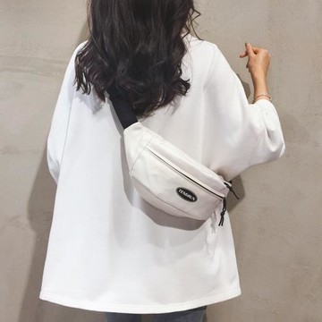 日系簡約胸包女2025新款ins潮流運動情侶腰包學生休閑單肩斜挎包