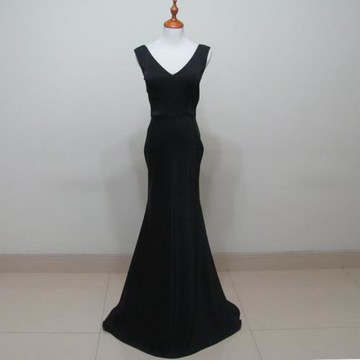 黑色經典低胸修身顯瘦包臀性感S曲線拖尾女晚裝禮服連衣裙走秀