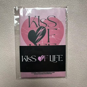 ⭐韓國代購正版⭐kiss of life吻迷你1點石成金出道電子專吻迷你2電子專正品未拆