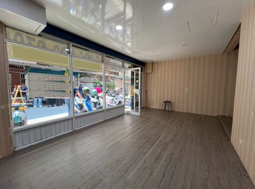 馥華艾美後面面寬一樓｜方正格局｜方便停車｜巷寬八米｜新北市板橋區中山路一段