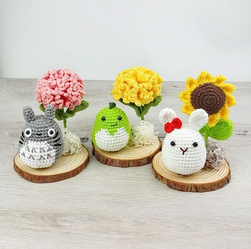 手鉤動物玩偶康乃馨擺設 母親節 家居擺設 生日禮物  交換禮物