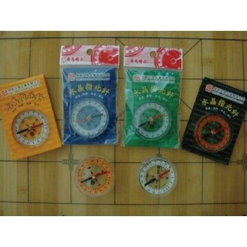 【雷鳥】雷鳥 指北針 附夜光 / 個 LT-4504(顏色隨機出貨)