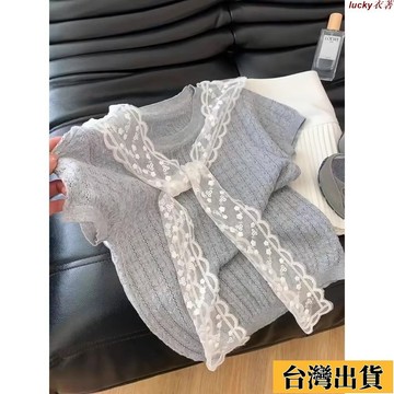 ⚡免運🌸時尚女裝⚡蕾絲披肩T恤 短袖针织T恤 設計感 修身顯瘦 正肩上衣 收腰短袖 上衣女