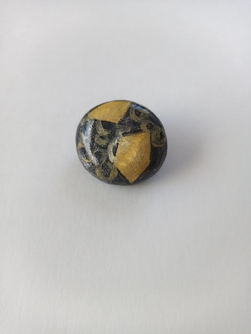 胸針莫約石粉粘土手繪獨一無二