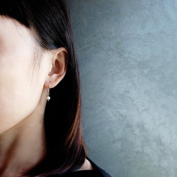 母親節禮物_rain pearl a earring_落雨珍珠a耳環 925銀 設計師