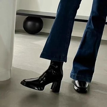 法式方頭粗跟小短靴女黑色真皮高跟鞋后拉鏈馬丁靴漆皮瘦瘦靴子冬