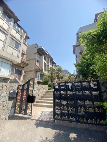 沙鹿玉璽伯爵稀有釋出美別墅，屋況超美｜台中市沙鹿區沙田路