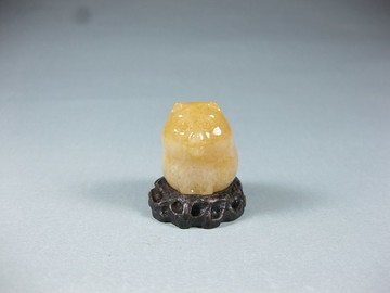 雕件 歡樂狗寶貝-博美狗 新疆金絲玉