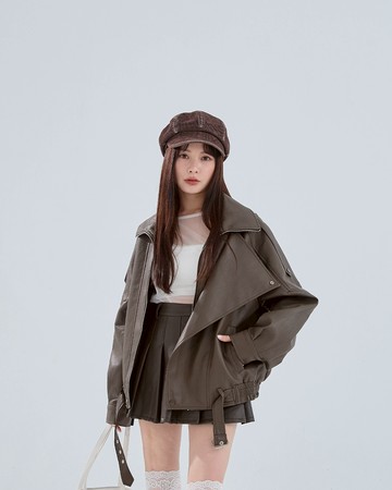 雙領釦帶造型皮革夾克外套 兩色售