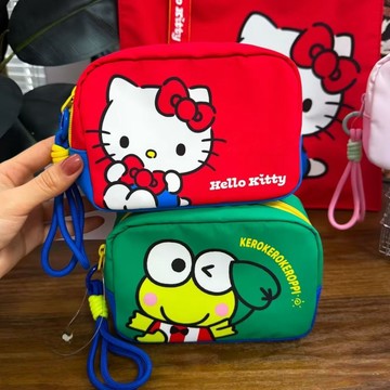 kitty化妝包 大眼蛙化妝包卡通可愛便攜手機包庫洛米美樂蒂拉鏈包女生收納包