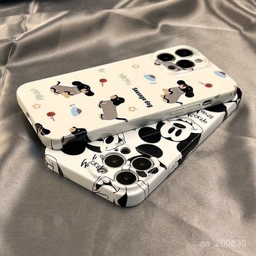 ✨限時下殺✨菲林殻硬殻高級感適用蘋果14手機殻iPhone11精孔i12/13黑色米奇7P