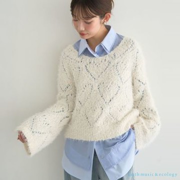 〚earth music〛蓬鬆毛絨心型鏤空圖案針織衫