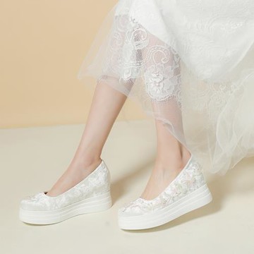 2025春季新款原創漢服鞋刺繡仙女風古風古裝女鞋松糕底內增高跟鞋