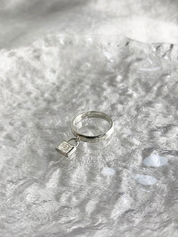 【日本直送 名牌中古包】Tiffany & Co. 蒂芙尼 戒指 13 號 銀色 窄版 925 戒指 鎖頭 vintage gf85wk