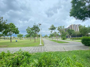 小港森林公園首排面寬車墅｜高雄市小港區松金街