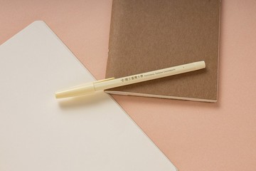 臺灣大學 復古原子筆 - 米白