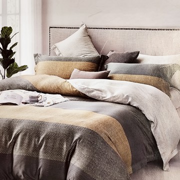 60支100%天絲鋪棉厚床包4件組 (鋪包 + 兩用被 + 枕套 2個 雙人)  凱特蒙