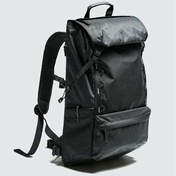 【獨家贈送】Black Series 跨境旅行後背包28L+6mm風格掛繩 跨境旅行後背包28L