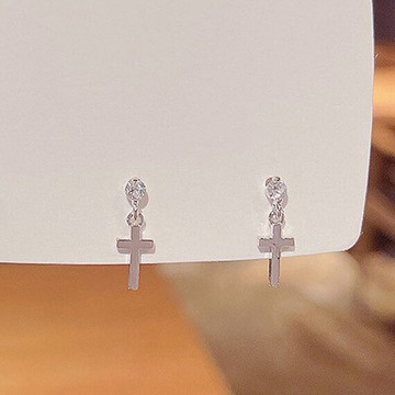 【SoLight鹽青】SL213精緻十字架小耳環
