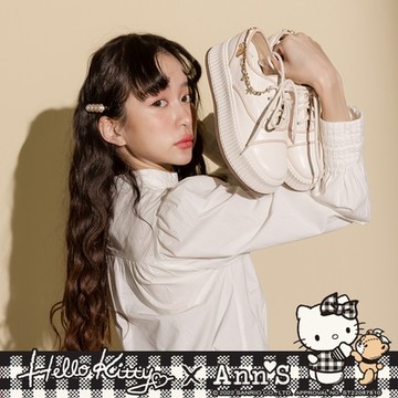 Ann’S X Sanrio三麗鷗 HELLO KITTY聯名 軟綿綿的舒適烙印可拆三穿飾品金鍊厚底鞋4cm