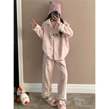 可愛蝴蝶結小狗睡衣女新款冬季加絨加厚法蘭絨保暖開衫家居服套裝