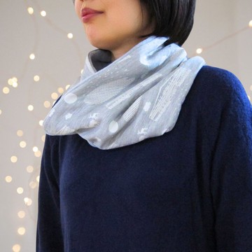 聖誕禮物 鹿與小屋短款圍脖 灰色 提花織x絨毛布