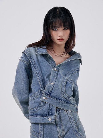 Washing Curve Pocket Denim Jacket [Light Indigo]