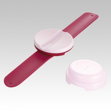 CLOVER 【南紡購物中心】 日本可樂牌手腕帶/桌上兩用縫針磁針盒57-704磁石針盒磁力針盒縫紉針收納盒縫針收針盒磁性盒磁力盒子