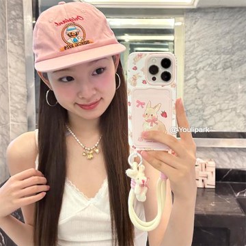 由里公園ins甜美少女可愛草莓兔兔掛繩15適用16pro蘋果16ProMax手機殼iPhone16全包12軟14Promax防摔保護套13