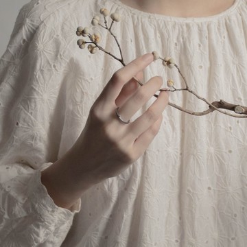 纍 Fruitful I 【枝】戒指 - 染黑