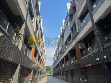 誠意售降價~金獅那山黃金地段優質成家厝｜新竹縣芎林鄉金獅三街